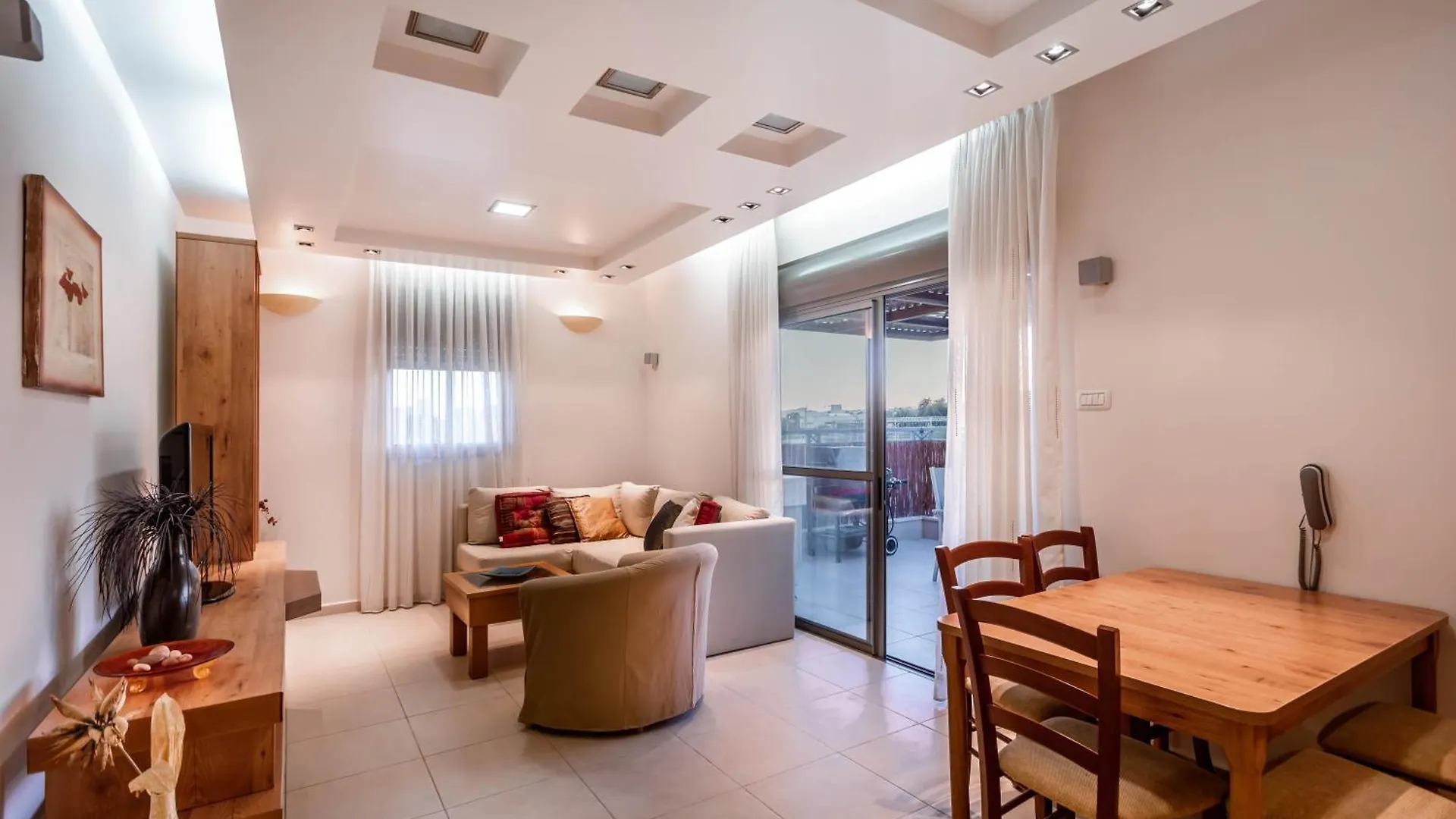Almogim Suites Eilat Hotel (Adults Only) 3*,